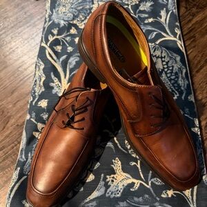 Florsheim Comfortech Men's Brown Leather Dress Shoes, 12 M